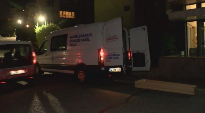 Tartıştığı kadını bıçaklayarak öldürdü