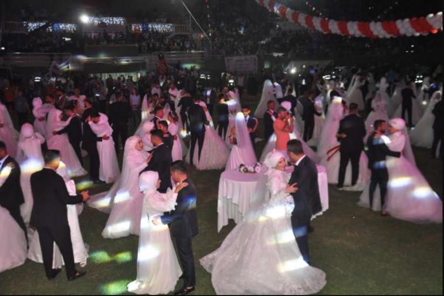 100 çifte toplu nikah!