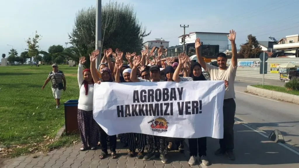 Sera Kadıgil’den Agrobay’a!