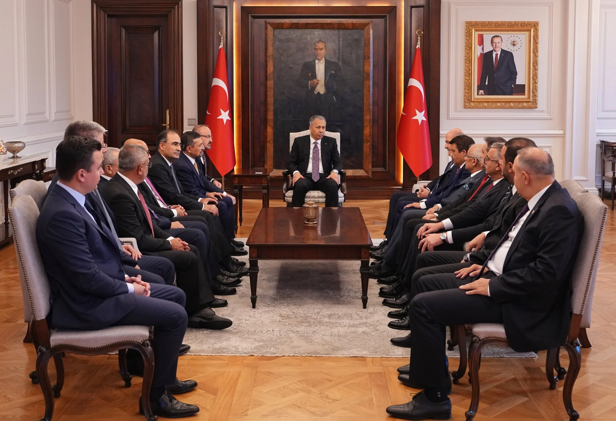 Soylu’dan Yerlikaya’ya ziyaret!