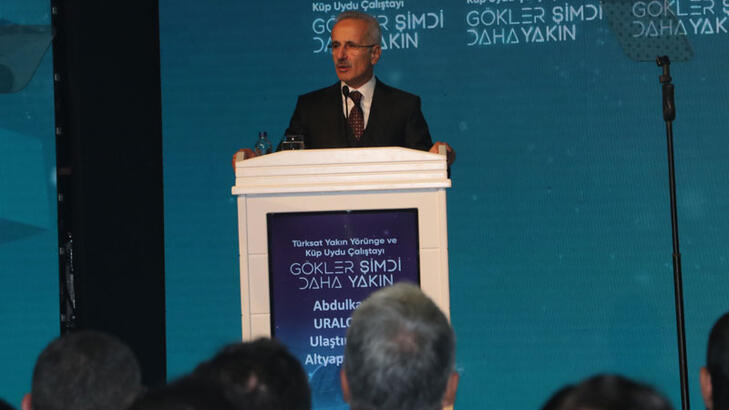 Türkiye Uzaya İz Bırakmak Zorunda!