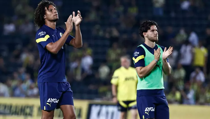 Fenerbahçe, Adana'da  8 eksikle yer aldı