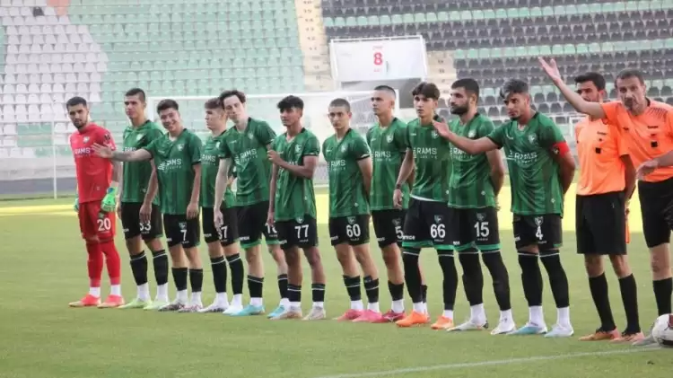 Denizlispor'da futbolcular kazan kaldırdı