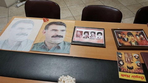 DEM İlçe Binasına operasyon: 2 gözaltı