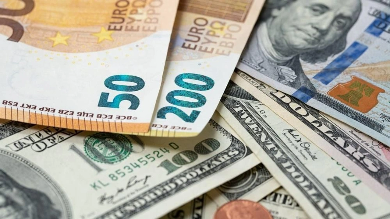 Dolar uçtu! Euro ne kadar?