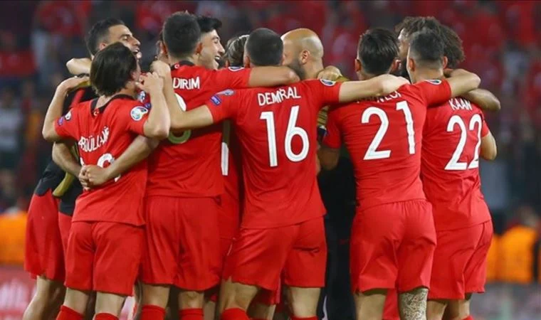 A Milliler, Macaristan karşısında...