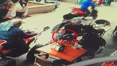 Para Vermeyen Kadını Bıçaklayan Dilenci Tutuklandı