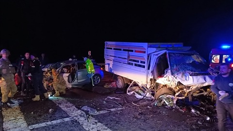 Bingöl'de Korkunç Kaza: 3 Ölü, 4 Yaralı