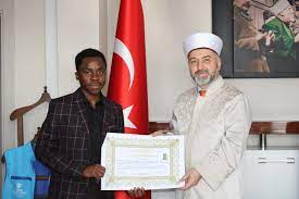 Angolalı öğrenci müslüman oldu