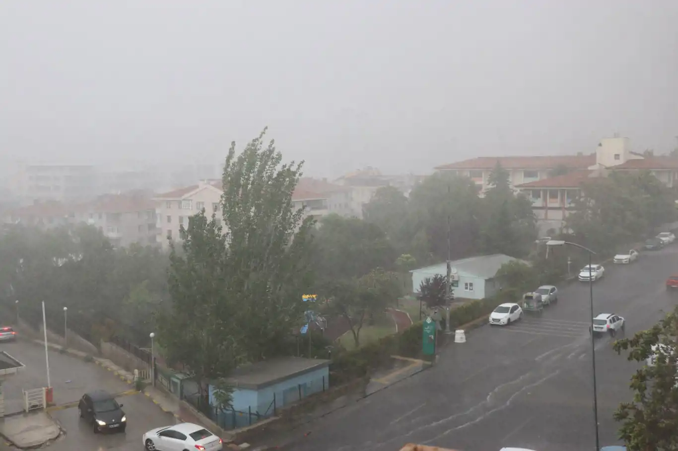 Valilikten Fırtına Uyarısı! Saat Verdi
