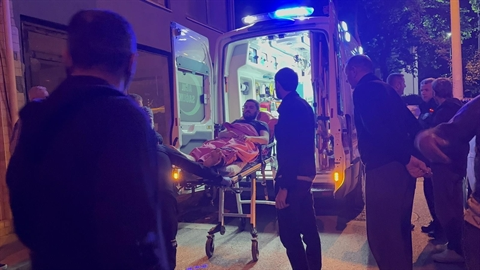 Tartıştığı iş yeri sahibini tabancayla vurdu