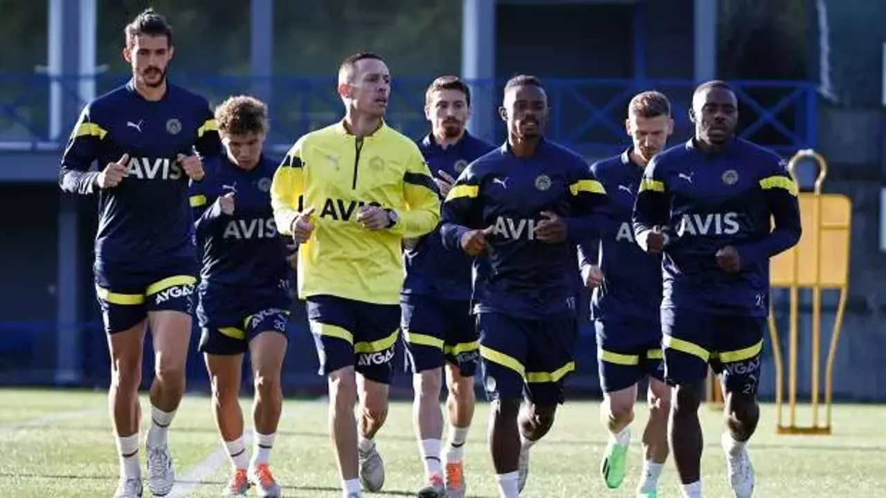 Fenerbahçe’de, Beşiktaş derbisi hazırlıkları başladı