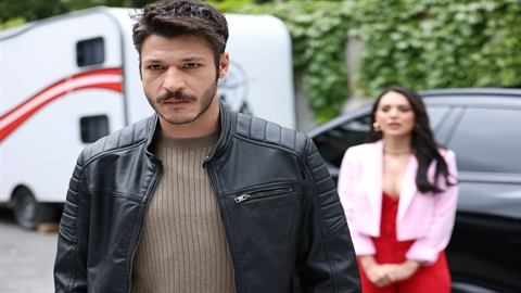 İnci Taneleri: Azem'in Kızı Ortaya Çıktı