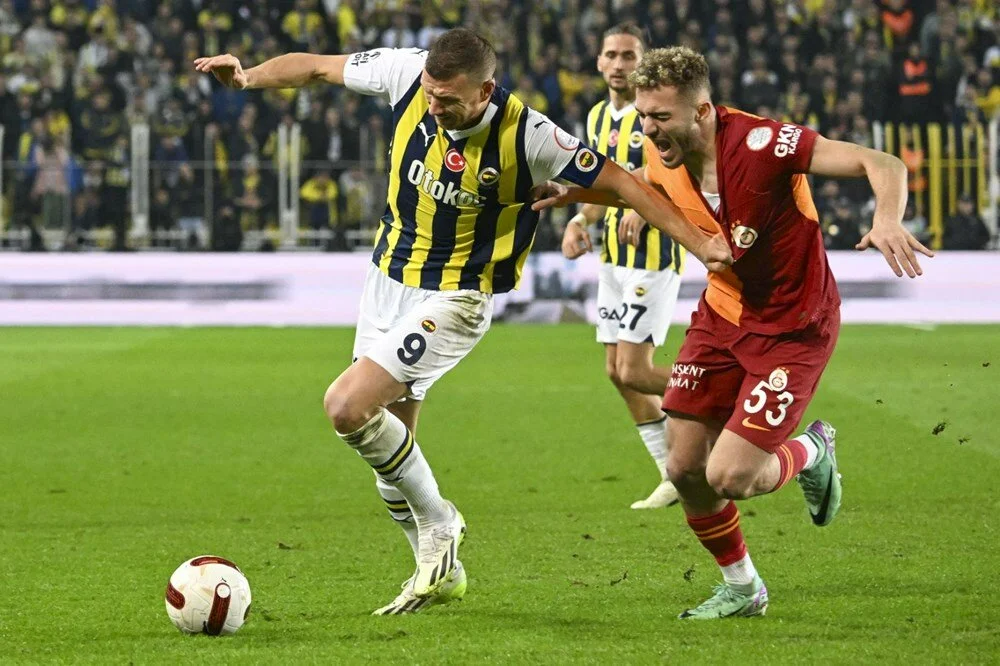Galatasaray - Fenerbahçe  derbisi ne zaman, saat kaçta oynayacak?