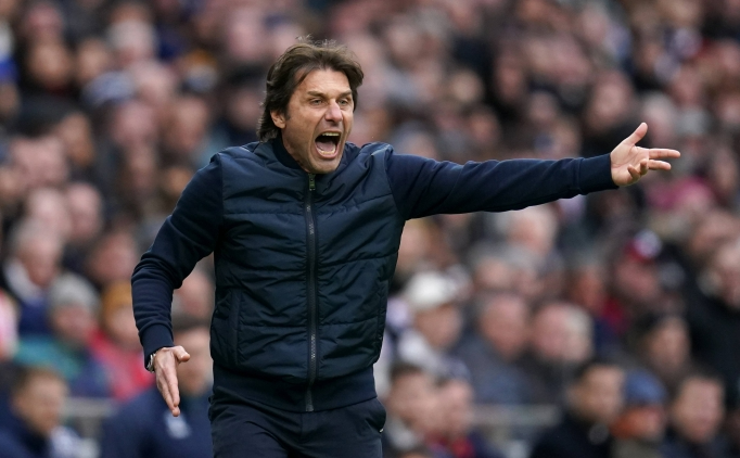 Antonio Conte, Napoli'yi Yeniden Canlandırmak İçin Göreve Atandı