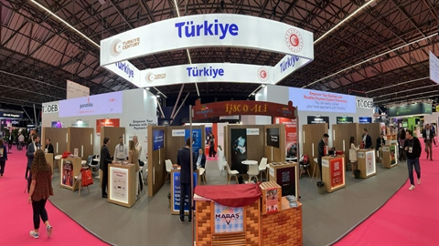 Amsterdam’da Türk markalara yoğun ilgi