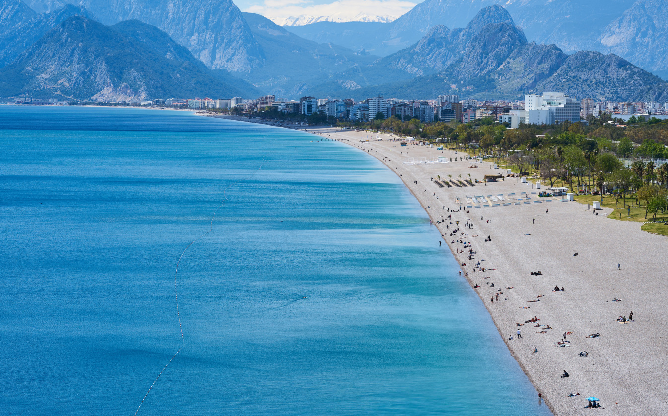Aşırı Sıcakların Ardından Antalya'da Yangın Alarmı