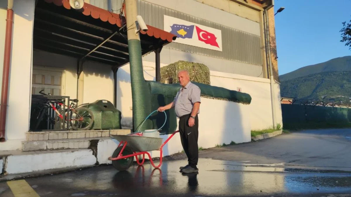 Susuz kalan Kosovalıların imdadına Türk askeri yetişti