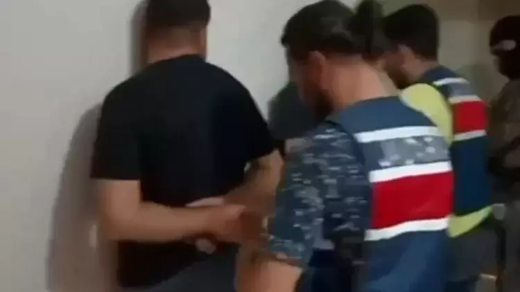 Ele başılığını Derici ve Bilmez yapıyordu: Çökertildi