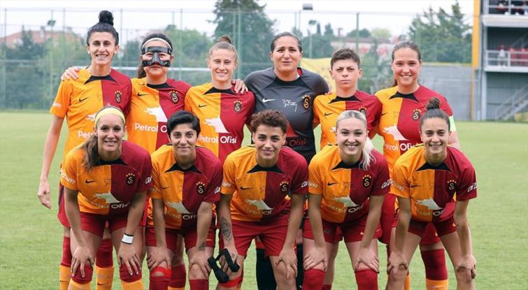 Galatasaray Kadın Futbol Takımı Sezona Fırtına Gibi Girdi