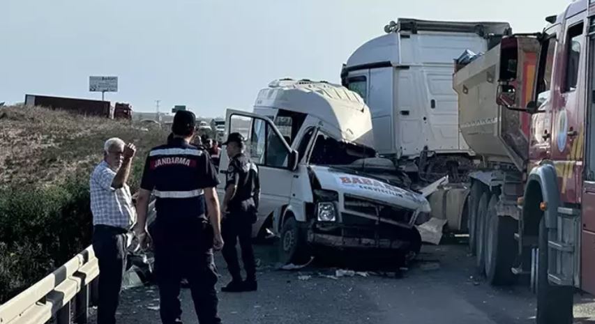 Adana'da feci kaza! Çok sayıda yaralılar ve ölü var