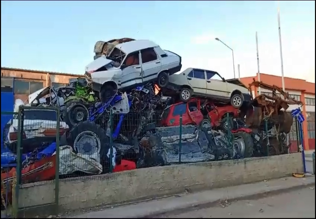 Deprem Mağdurlarına Bir Darbe de Dolandırıcılardan