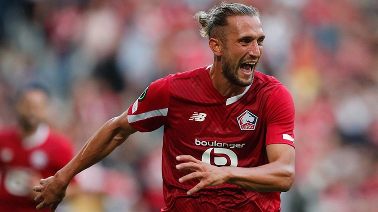 Yusuf Yazıcı, Olympiakos'ta