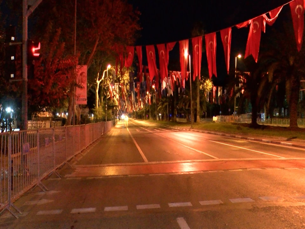 İstanbul'da Bisiklet Yarışı Nedeniyle Yollar Kapalı