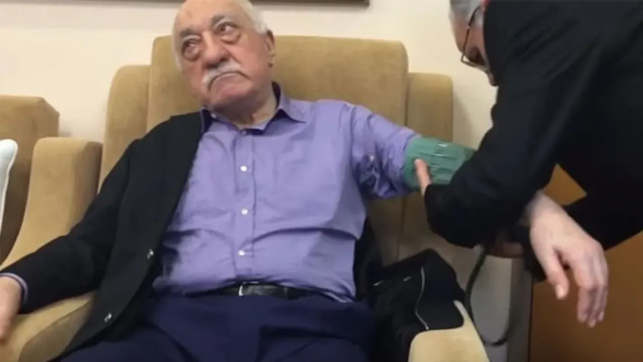 FETÖ Terör Örgütü Lideri Fetullah Gülen Öldü