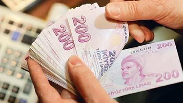 SGK'dan asgari ücret sürprizi! Zam oranı ortaya çıktı