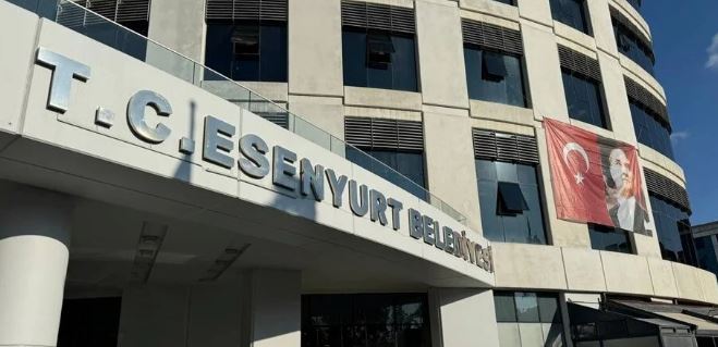 Esenyurt Belediyesi'nde üst düzey yönetici istifa etti