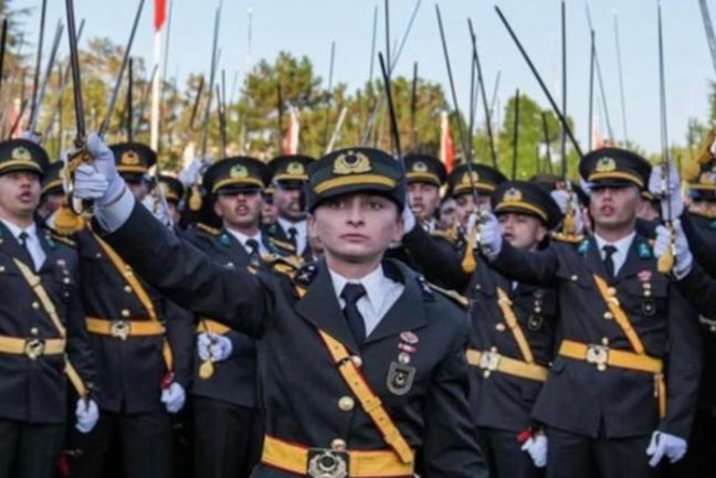 İhracı istenen Teğmenlerden ilk açıklama geldi