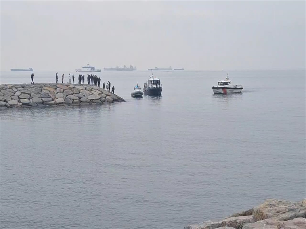 Pendik Sahilinde İki Kişinin Cesedi Bulundu