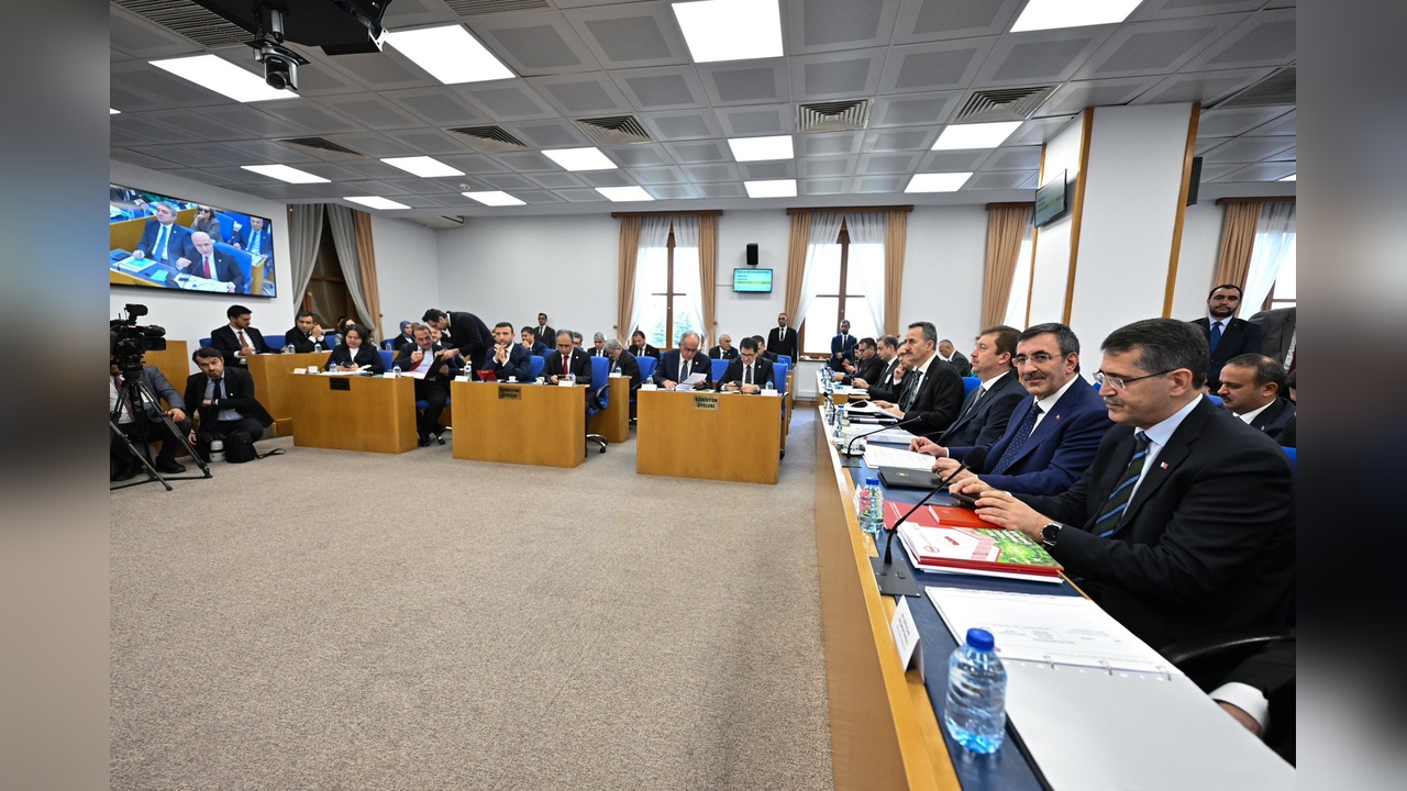 Türkiye'nin 20 Yılda Aldığı Yatırım Miktarı Açıklandı