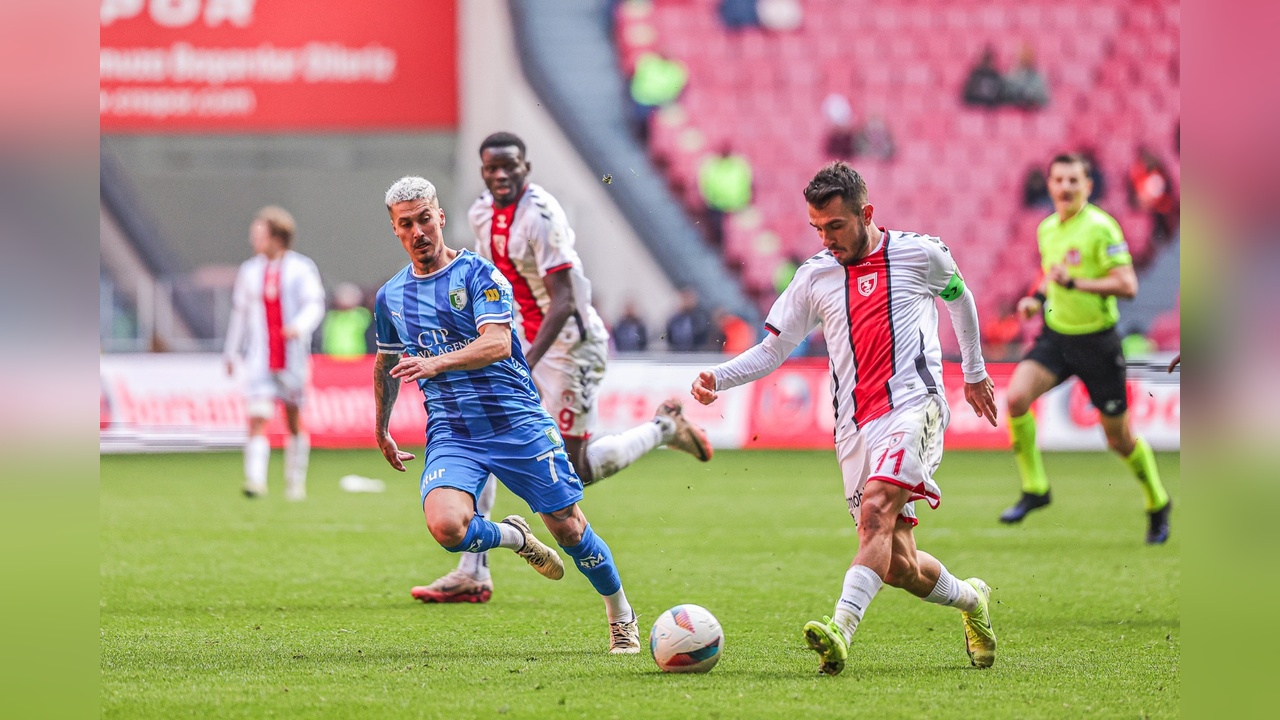 Samsunspor Ev Sahipliğindeki Maçta Bodrum FK'yı 4-0 Yendi