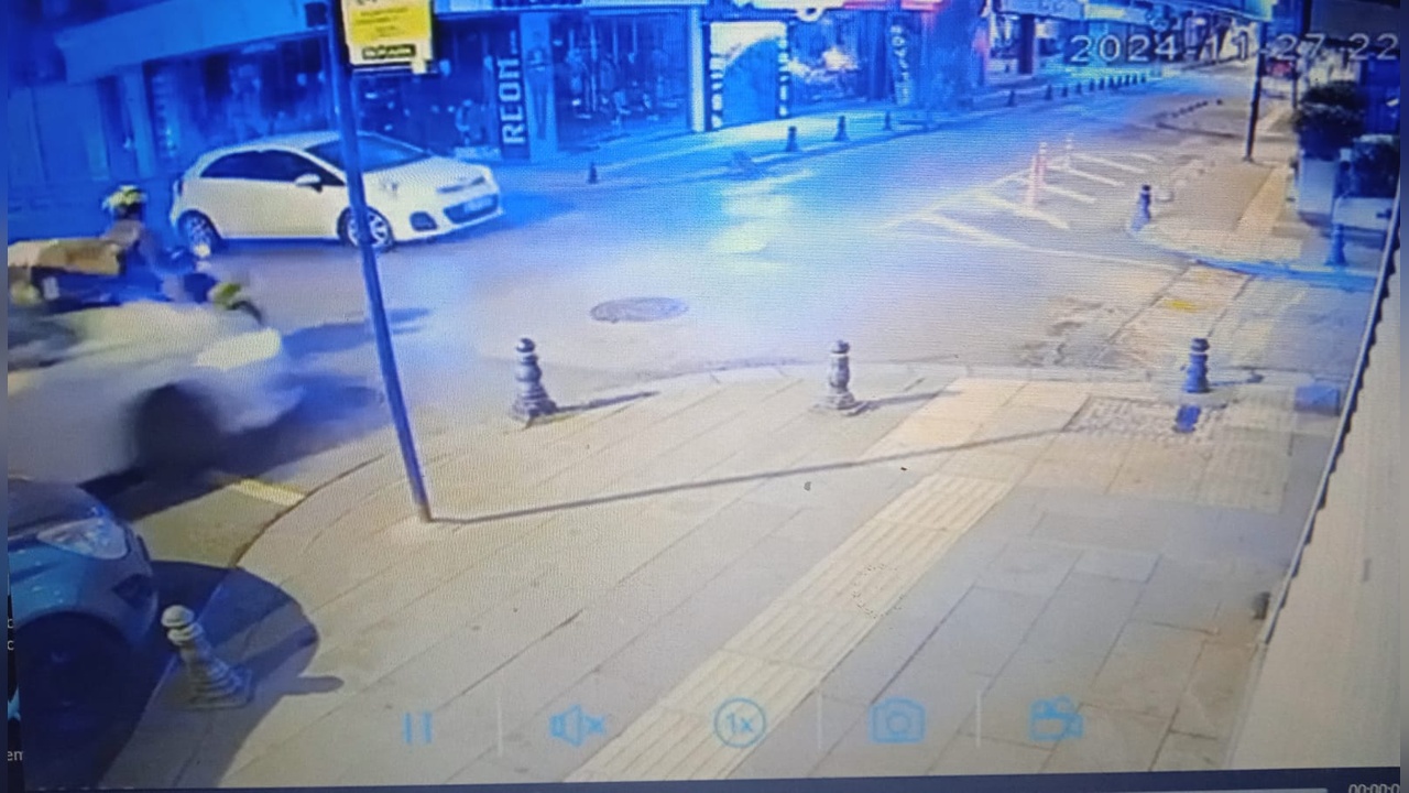 Eşi Kendisini Aldattığını İddia Edilen Adam, Rakibini Sokak Ortasında Öldürdü