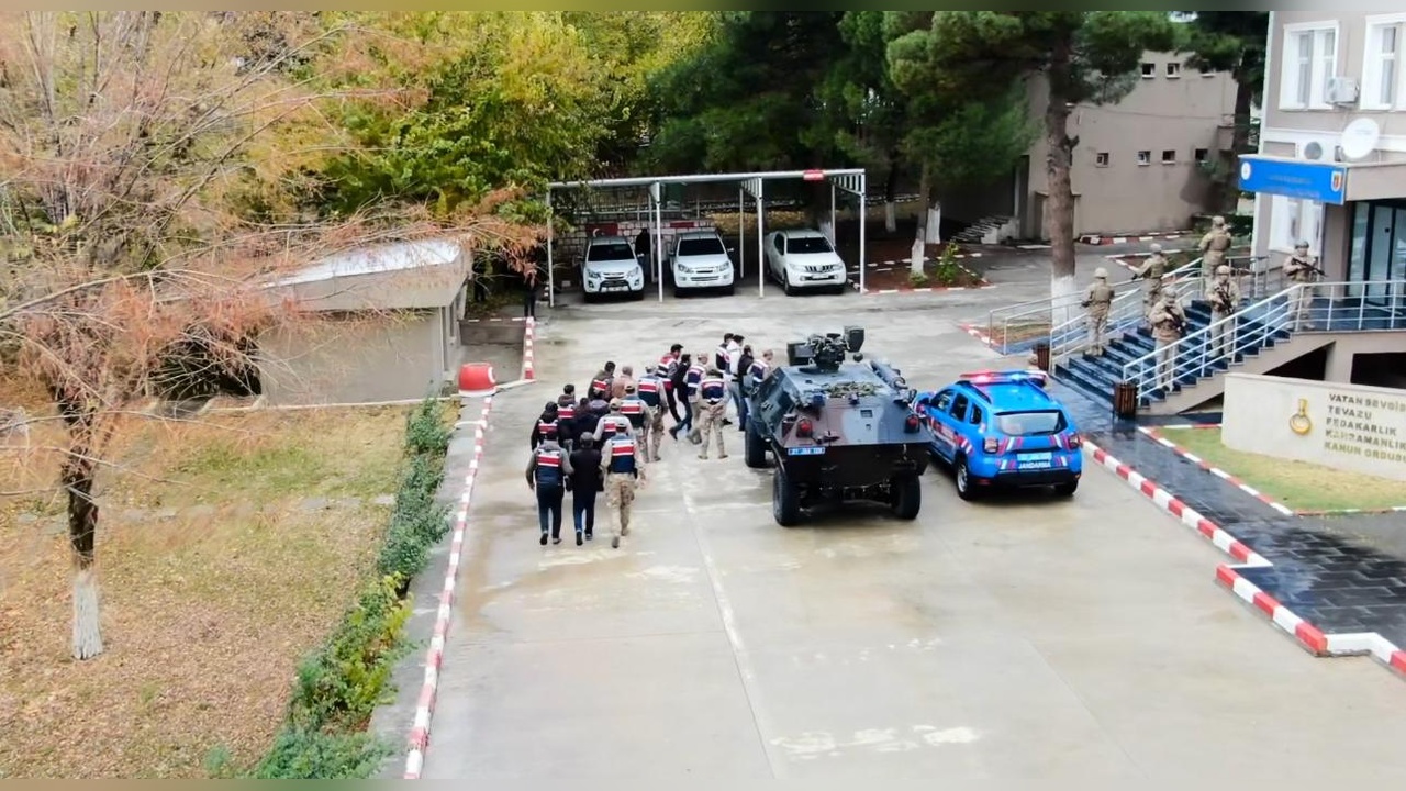 Diyarbakır'da düzenlenen terör operasyonunda 6 kişi yakalandı