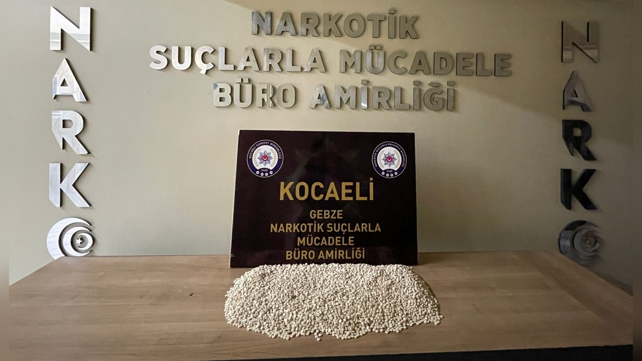 Kocaeli'de Uyuşturucu Operasyonu: 17 Bin Hap Ele Geçirildi