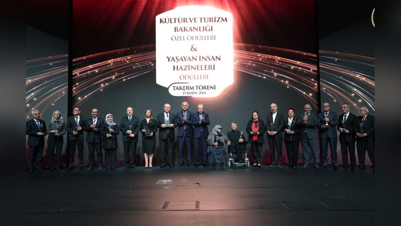 Engelleri Aşan Azim: Asime Asya Koşal’ın Başarı Hikayesi