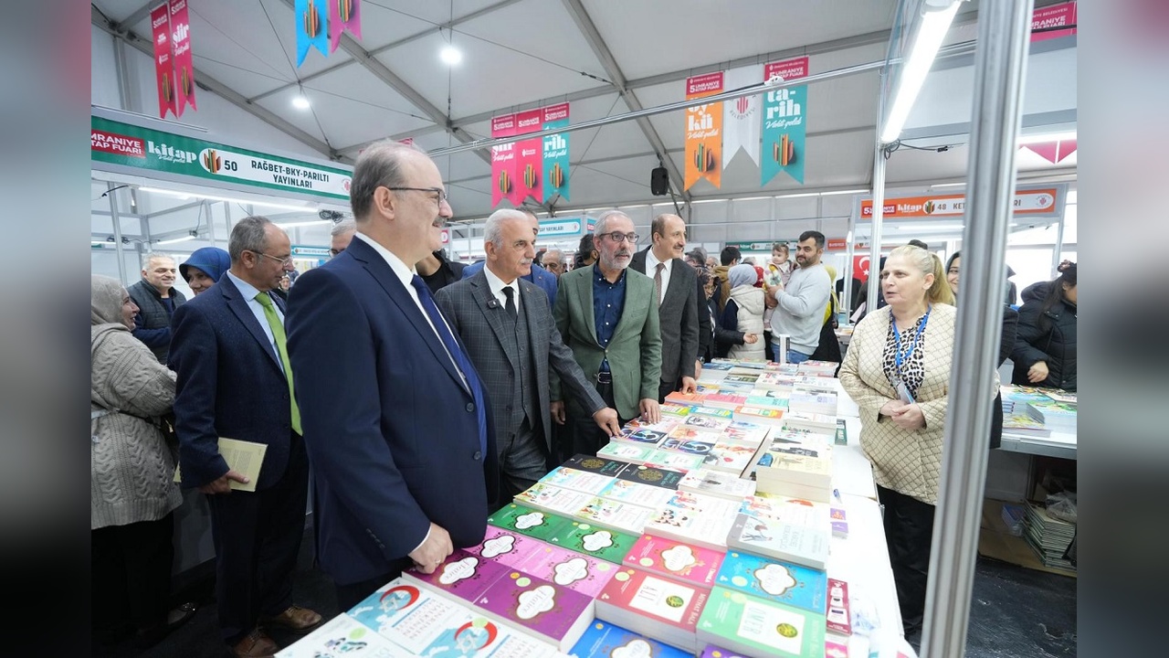 Ümraniye Kitap Fuarı, Kitapseverlerle Buluştu
