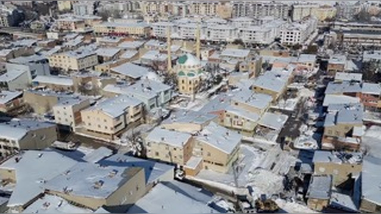 Bayburt'ta Kar, Hayatı Felç Etti