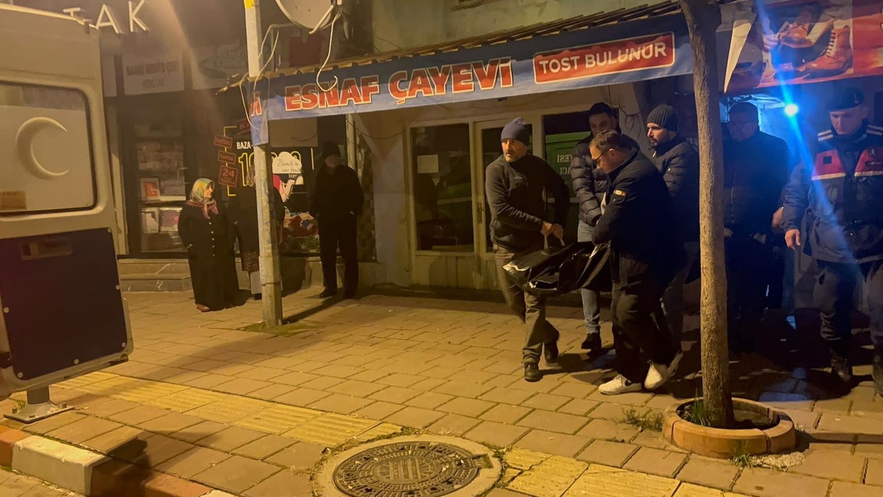 Karbonmonoksit zehirlenmesi sonucu bir çift hayatını kaybetti