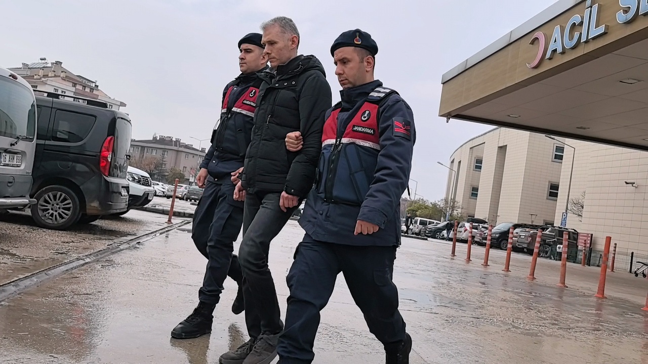 İnegöl'de firari FETÖ hükümlüsü üsteğmen yakalandı