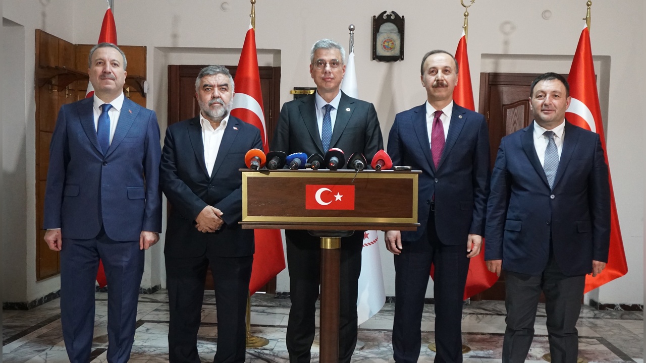 Bakan Memişoğlu'ndan hekimlere destek sözü