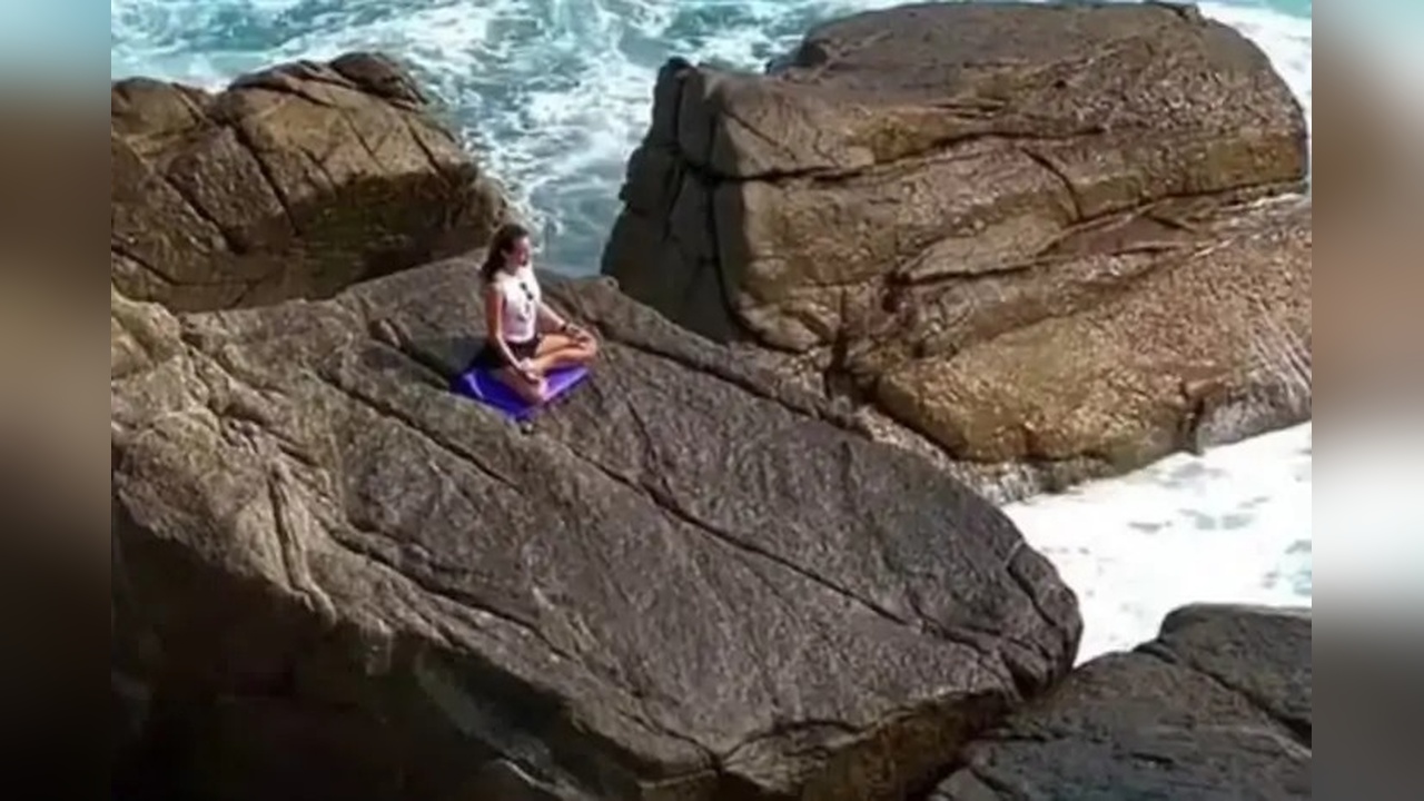 Yoga yaparken dalgalar arasında kaybolan Rus oyuncu için arama çalışmaları sürüyor