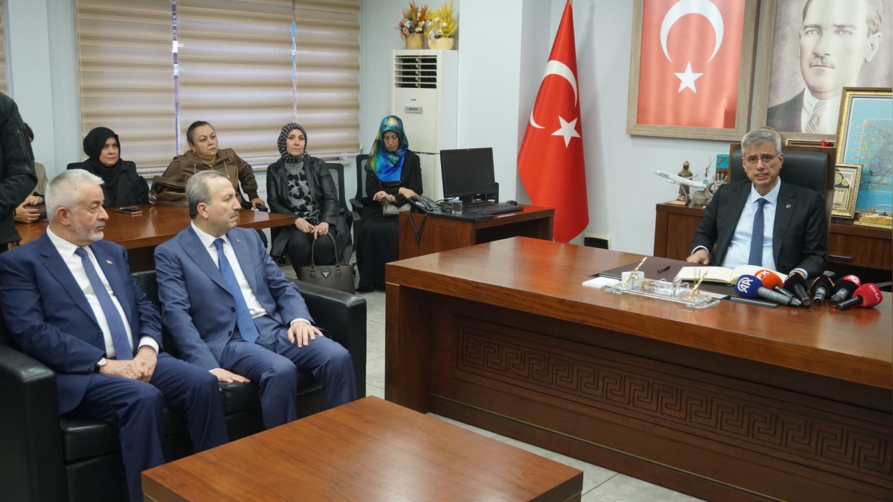 Bakan Memişoğlu'ndan sağlık çalışanlarına destek mesajı