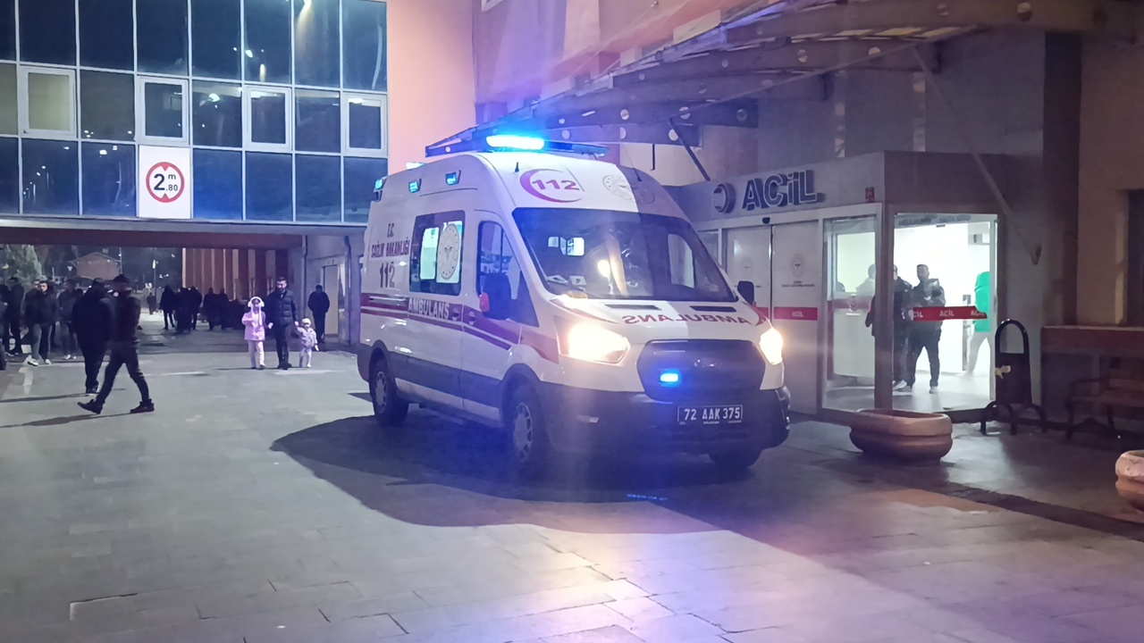 Çapa makinesine kaptırdığı ayaklarıyla ağır yaralandı