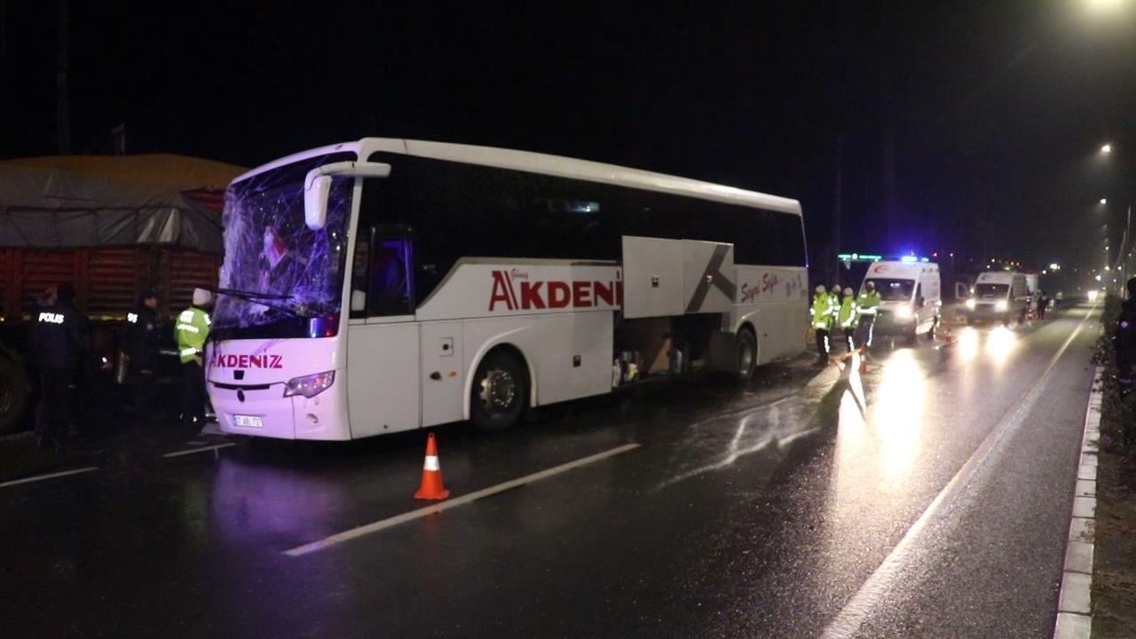 Denizli'de otobüs kazası: 1 ölü, 20 yaralı