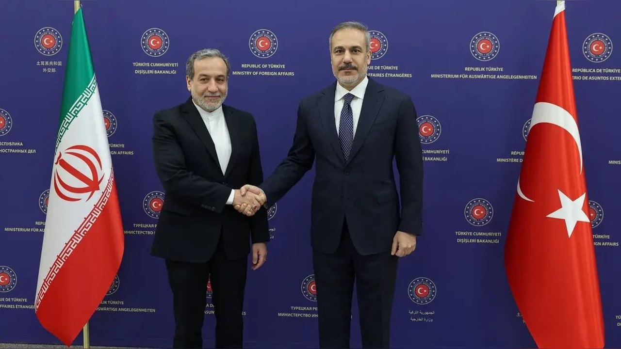 Suriye’de yeni savaş tehdidi: İran'dan uyarı