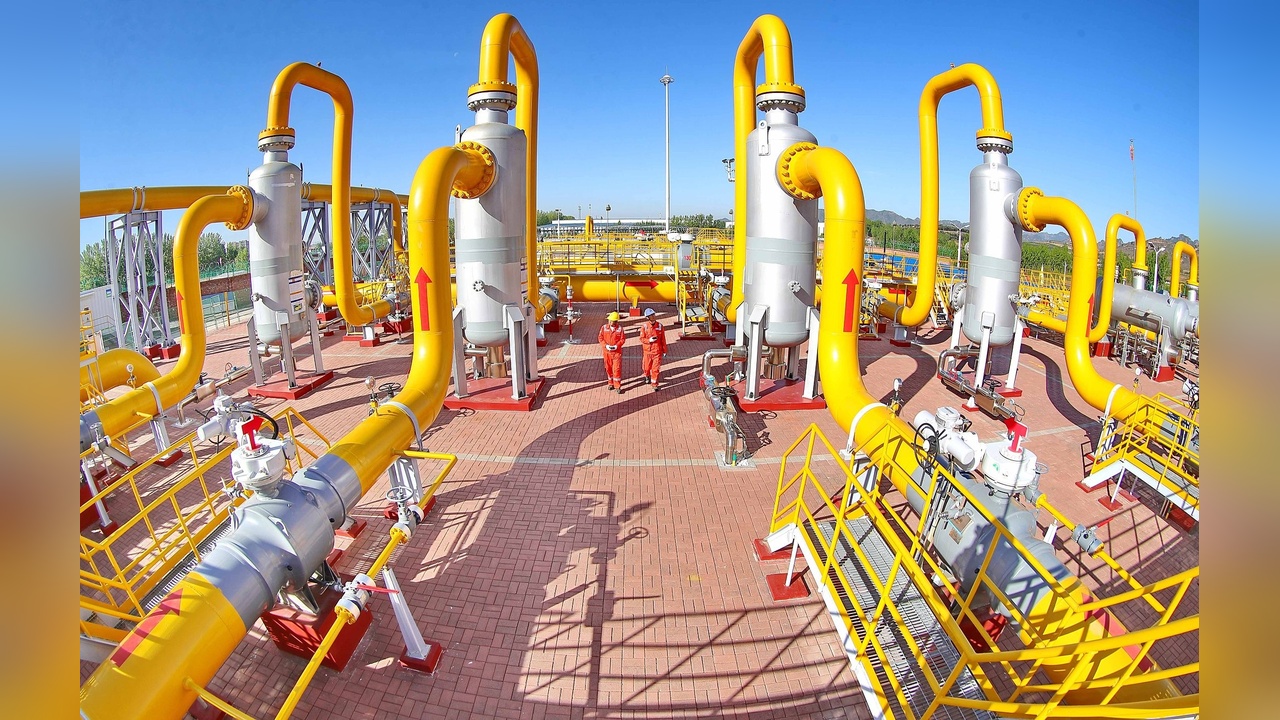 Doğu Rotası ile Çin'e doğal gaz akışı başladı